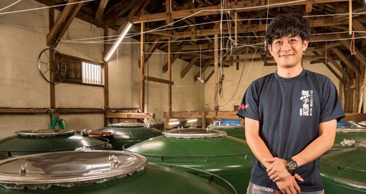 無手無冠　ダバダ火振　栗焼酎