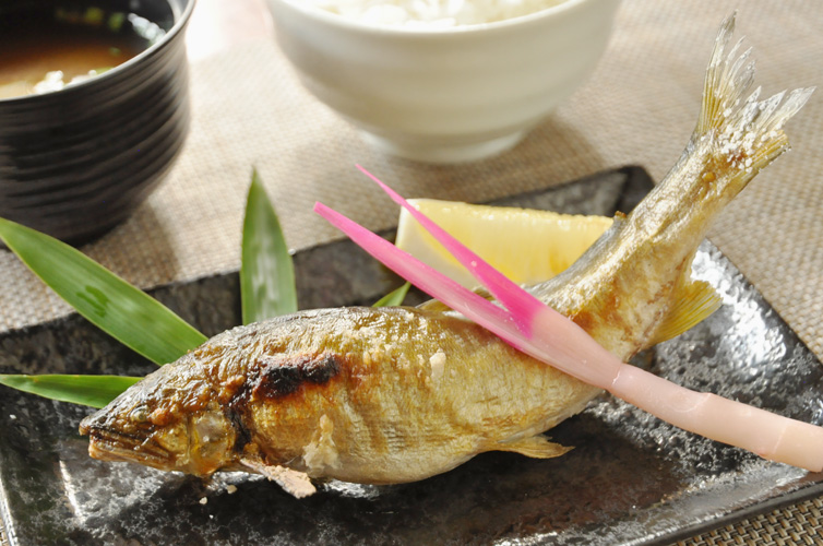 食卓を彩る逸品