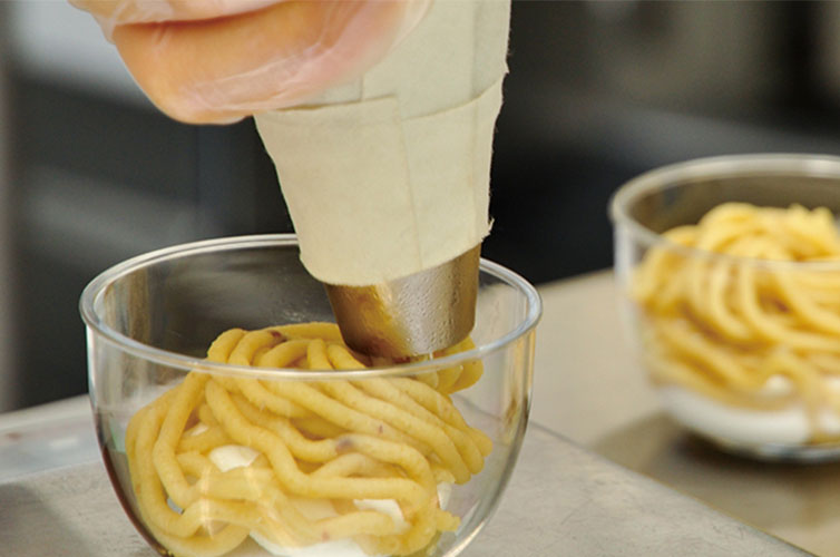 四万十ドラマ しまんと地栗 地栗 白砂糖不使用 和栗 栗 冷凍スイーツ マロン 国内産 四万十 四万十川 おちゃくりcafe モンブラン ギフト