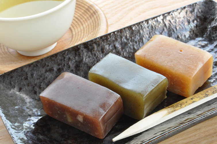 清流栗庵　3種のようかん　栗　大豆　茶