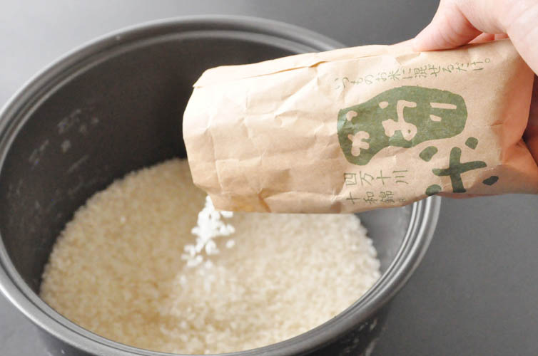 いつものお米に混ぜるだけの簡単さ