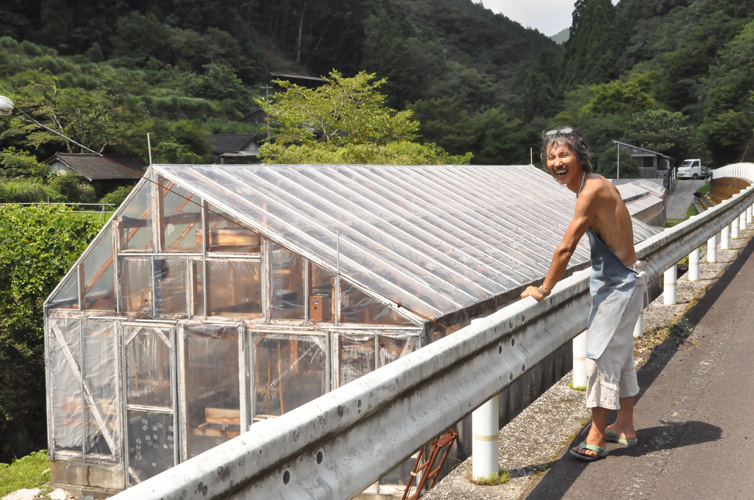 山中での塩づくり