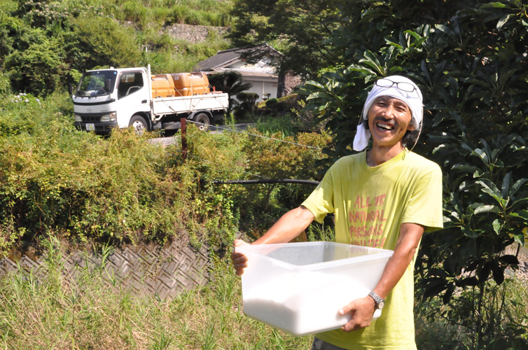 山塩小僧をお召し上がりください