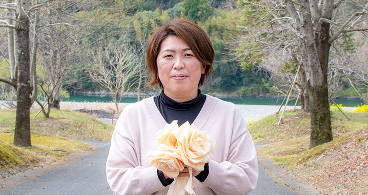 四万十ヒノキ ヒノキ ウッドフラワー 木の花 手作り 枯れない花 ギフト プレゼント